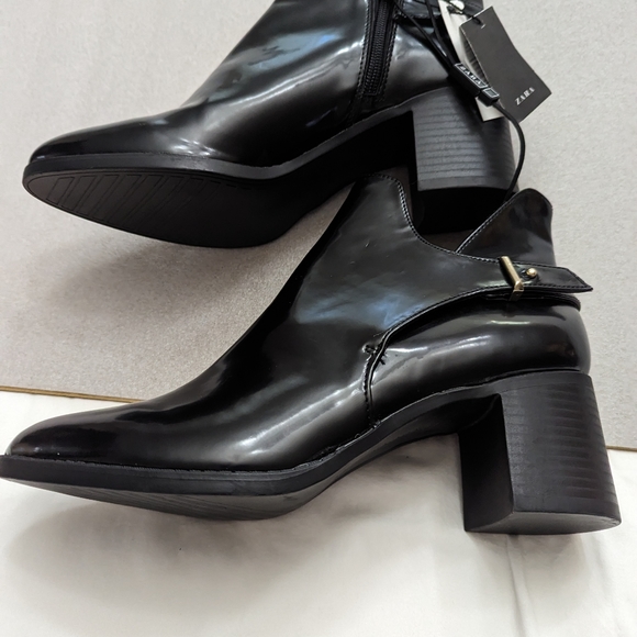 Zara NWT Black Vegan Booties Size 41 - Picture 4 of 9